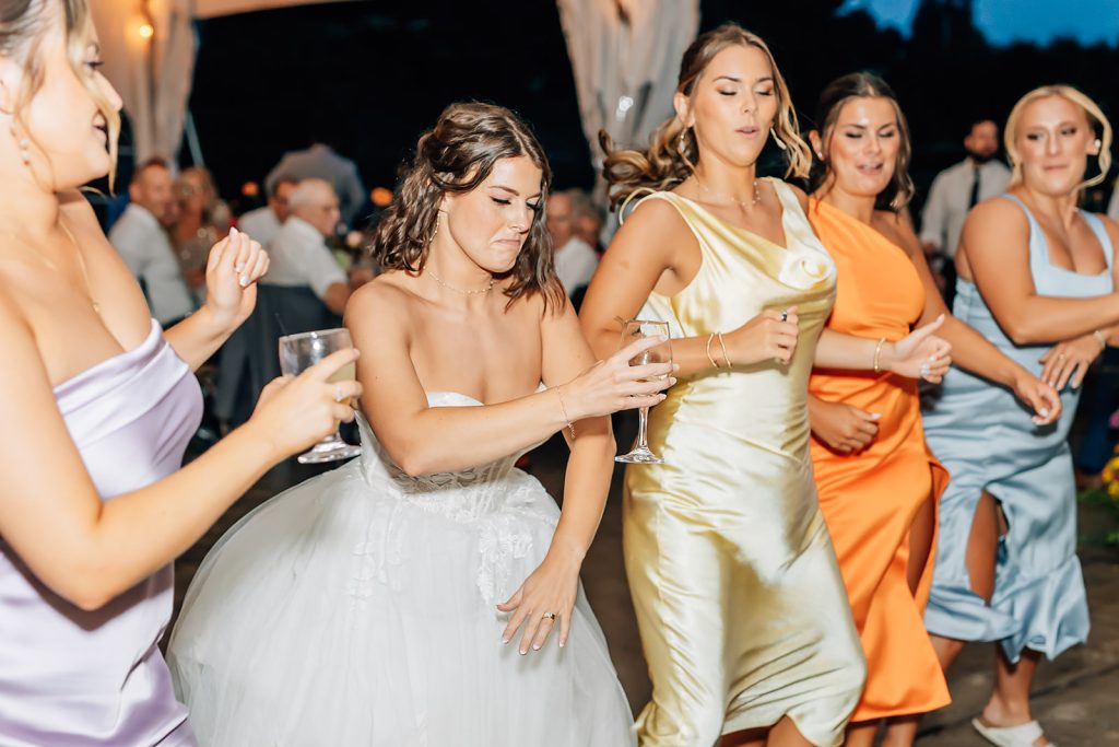 erin & bradley wedding day