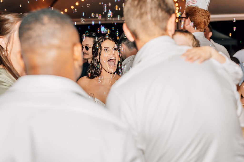 erin & bradley wedding day