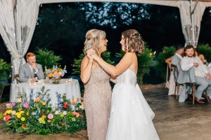 erin & bradley wedding day